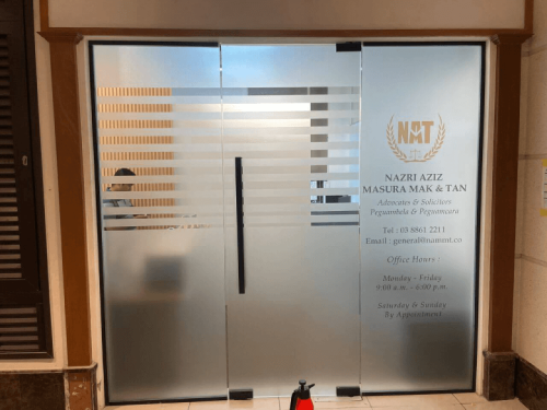 TINTED SOLAR TINT FILM TAMAN SALAK SELATAN