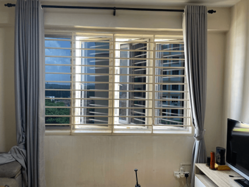 TINTED SOLAR TINT FILM SETAPAK