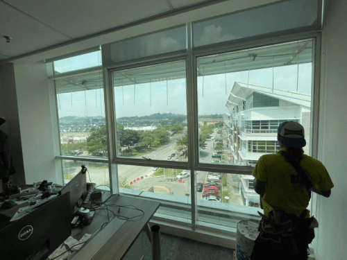 TINTED SOLAR TINT FILM PUDU